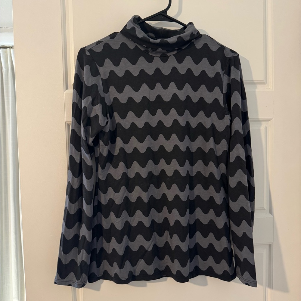 Uniqlo x Marimekko Turtleneck Squiggle print
